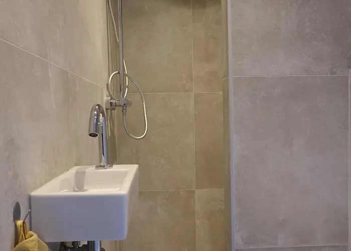 Holiday home Ithaka House, Unieke Plek Met Vrij Parkeren! *