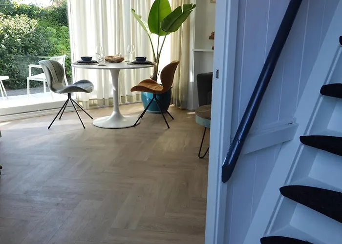 Ithaka House, Unieke Plek Met Vrij Parkeren! *