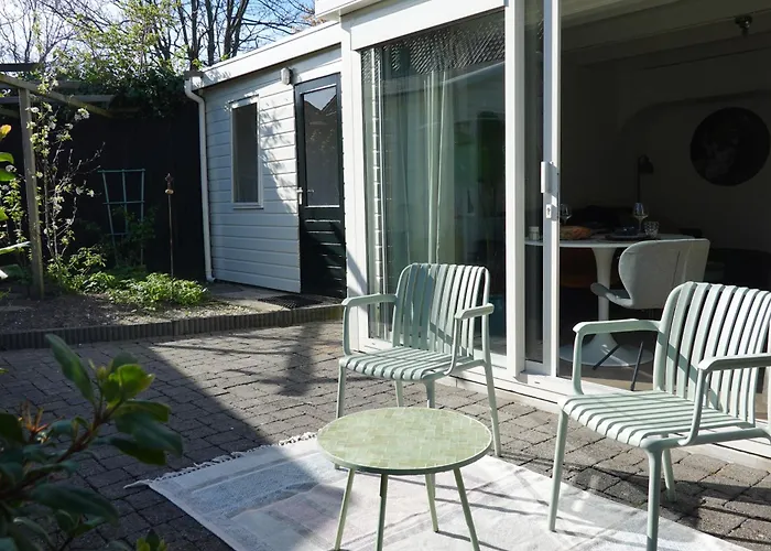 Holiday home Ithaka House, Unieke Plek Met Vrij Parkeren!